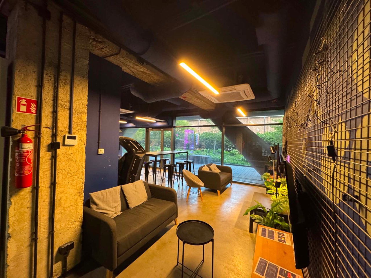 BaseStack Łódź esports cafe, venue for QL City LAN 2027