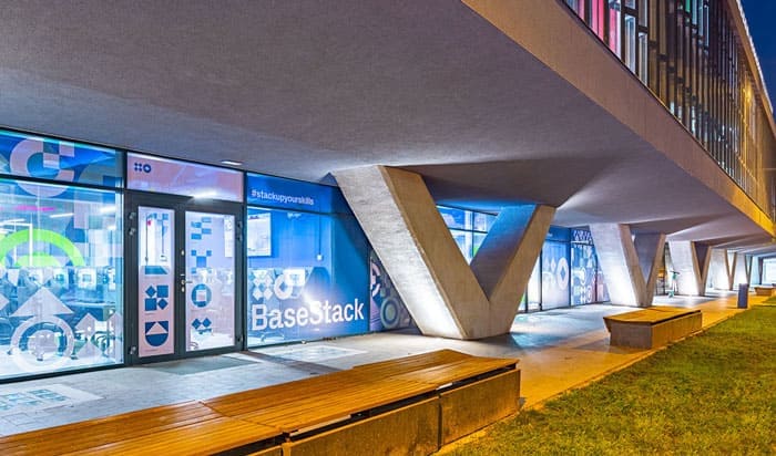 BaseStack Łódź esports cafe, venue for QL City LAN 2027